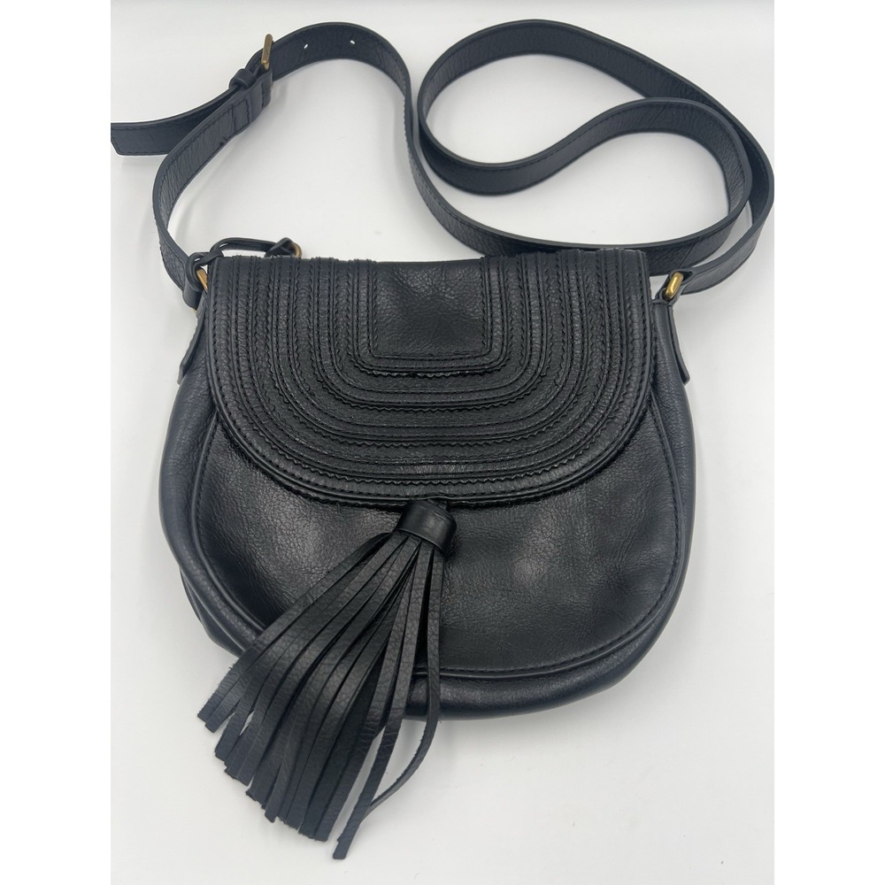 Fossil Emi Saddle Bag Black Pebbled Leather w Tassel & Key Crossbody Handbag EUC